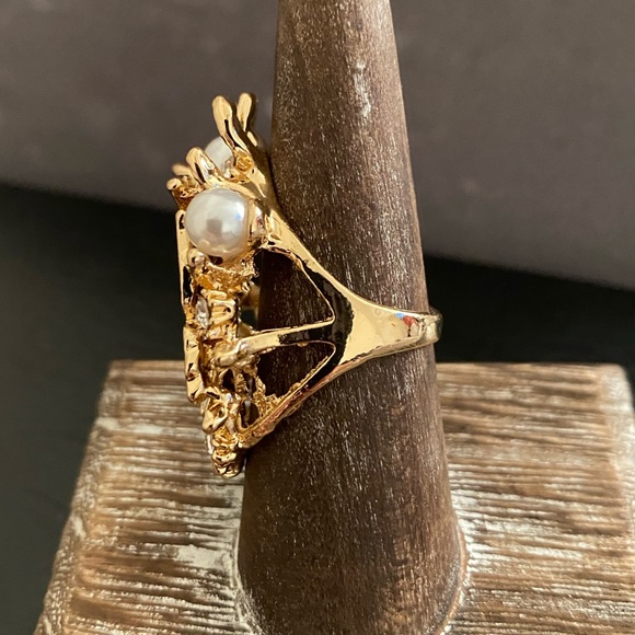 💖 Size 6 1/2 Butterfly Pearl Crystal Ring NEW - Picture 3 of 4
